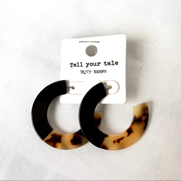 Acrylic Black Print Hoop Earring - Picture 1 of 3